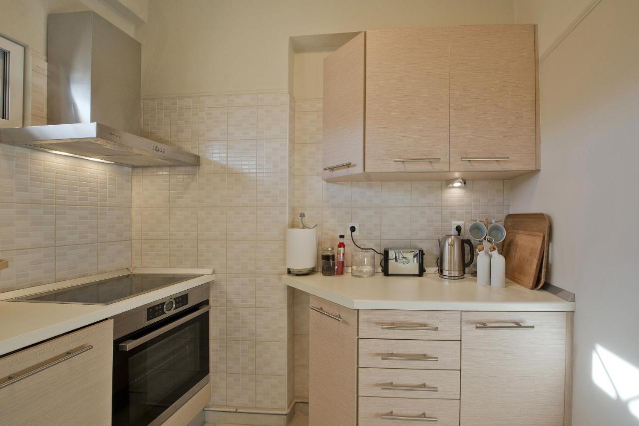 Lucyzen Appartement Athene Buitenkant foto